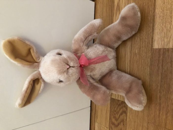 Lapin en peluche