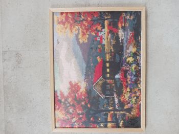 tableau au point de croix 30 x 40 cm cadre bois clair