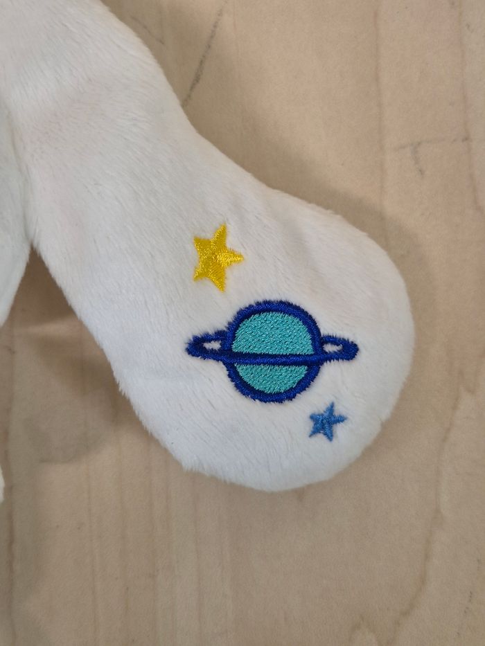 Petite peluche Sanrio Cinnamoroll "Cosmic Café" : verte - photo numéro 3