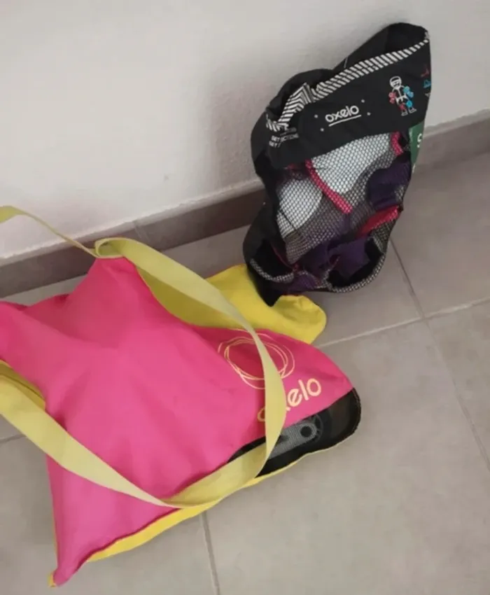 Rollers enfants Oxelo + protections + housse – parfait état ! - photo numéro 2