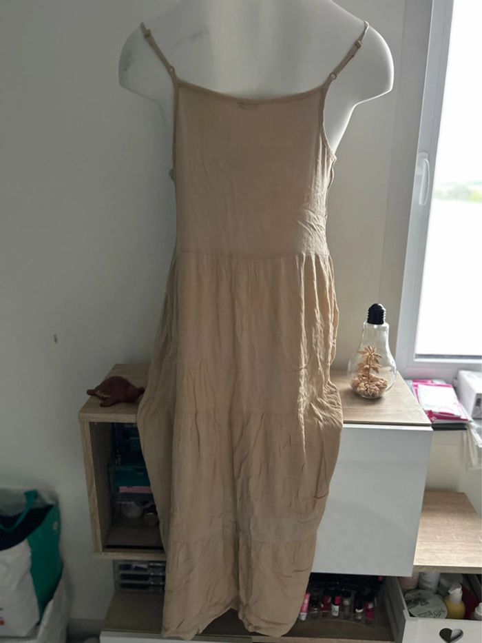 Longue robe beige femme - photo numéro 2