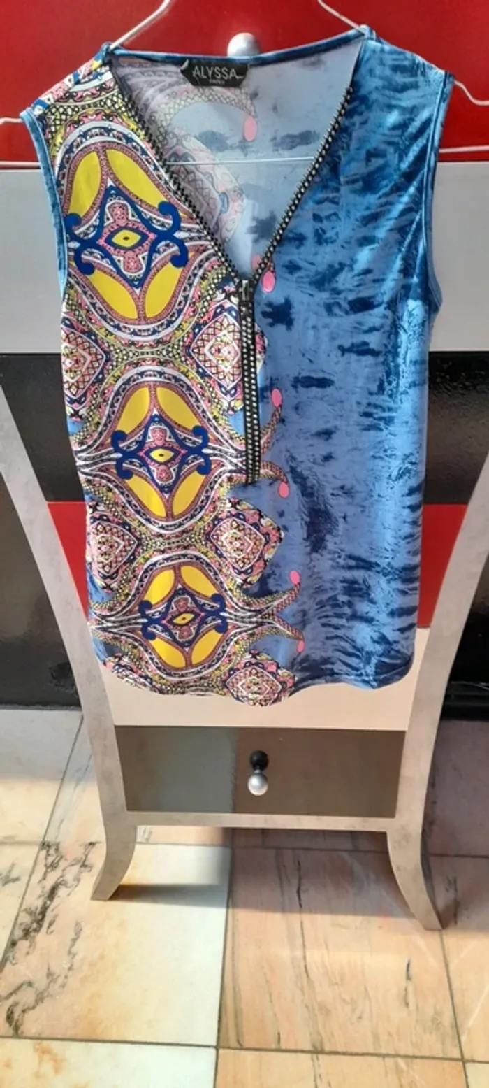 Tee shirt/débardeur