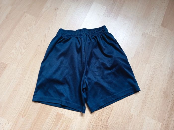 Short FFF 8 ans - photo numéro 4