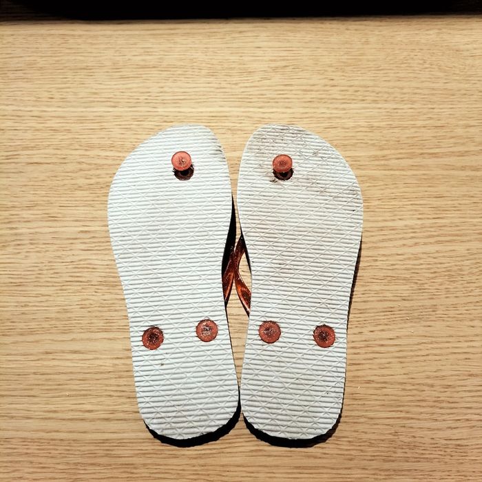 Tongs rose/ blanc - 32 - photo numéro 3