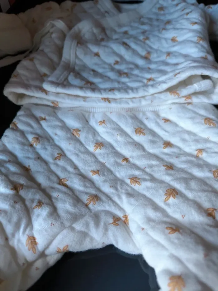 Ensemble/pyjama matelassé 3 pièces 0mois/naissance - photo numéro 2