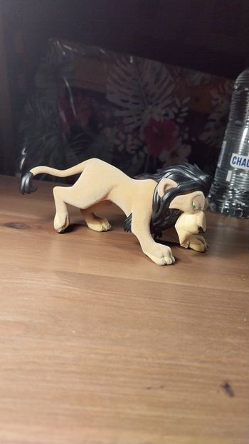 Figurine fluffy puffy disney scar