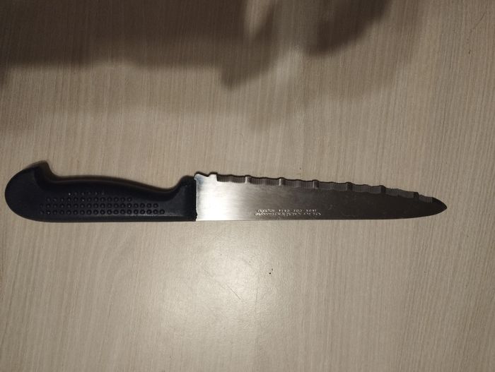 Couteau à pain