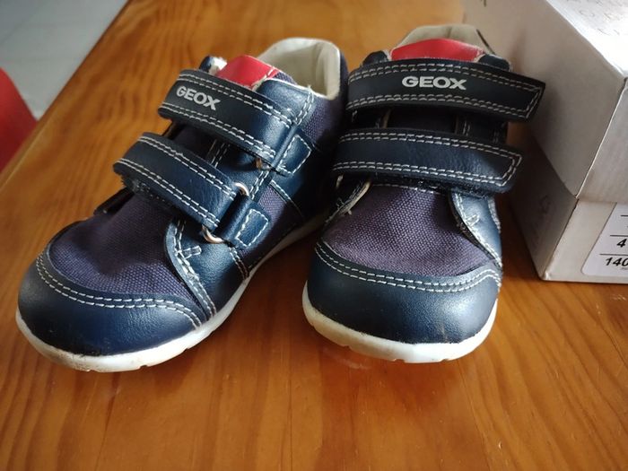 Chaussures bébé Geox taille 21 - photo numéro 2