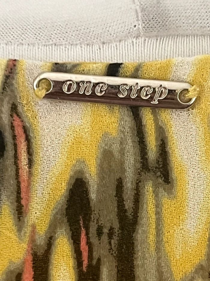 Top jaune à motif one step S comme neuf - photo numéro 4