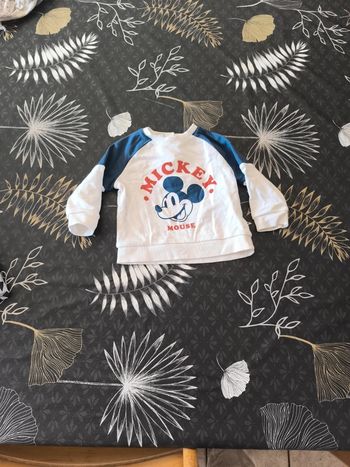 Jolie pull Disney