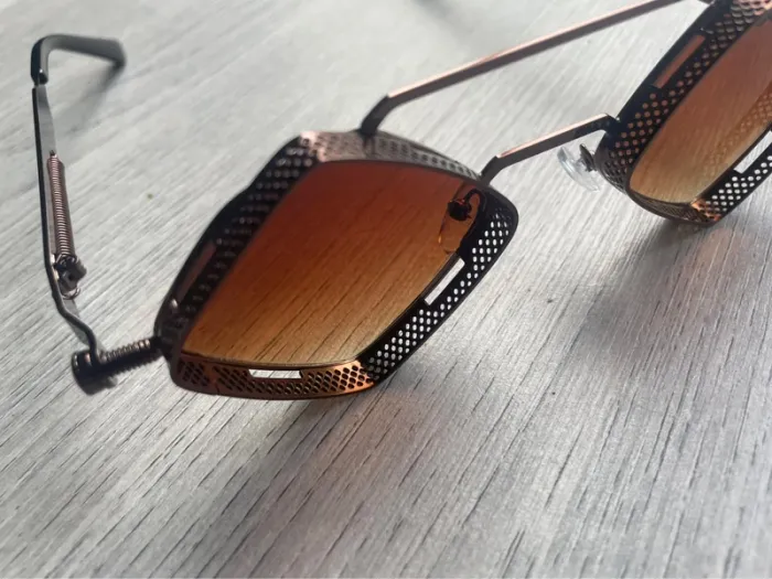 Lunettes teintées steampunk - photo numéro 4