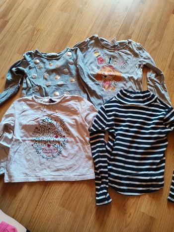 Lot t-shirts 4 ans