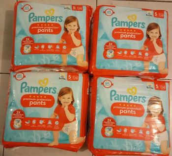 Couches Pampers premium protection taille 5 pants