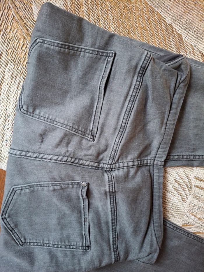 Jean maternité h&m mama taille M - photo numéro 5