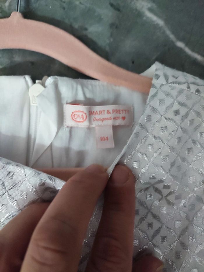 Belle robe de soirée fête cérémonie argenté 4 ans - photo numéro 3