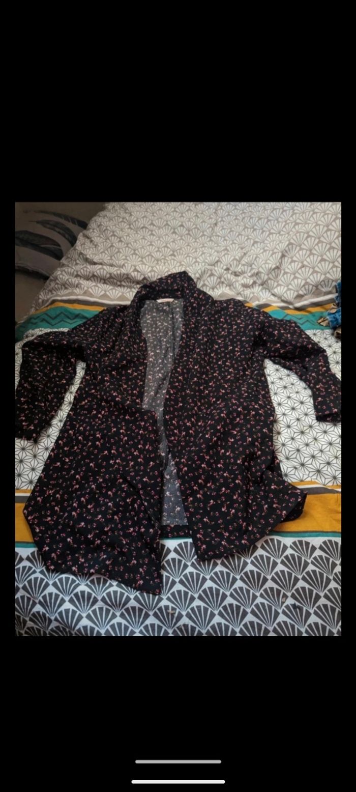 Veste fleurie