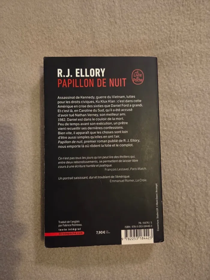 Papillon de nuit de R. J. Ellory - photo numéro 2