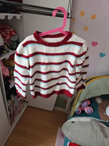 Pull fait main taille 8 ans