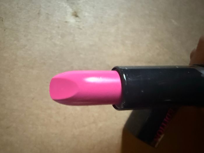 Rouge à lèvres Bourjois rouge Édition rose - photo numéro 4