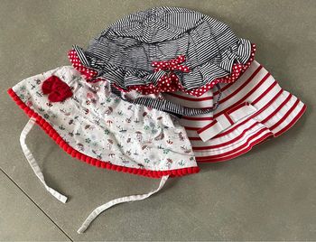 Lot 3 chapeaux BBF - 46cm