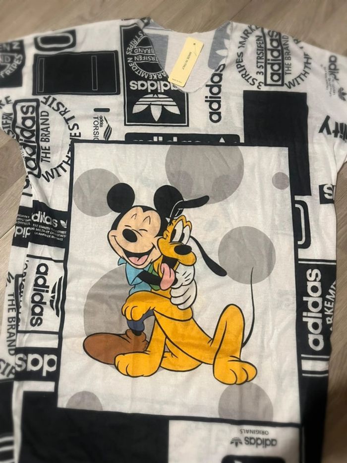 Très belle robe à manche courte Minnie et pluto - photo numéro 2