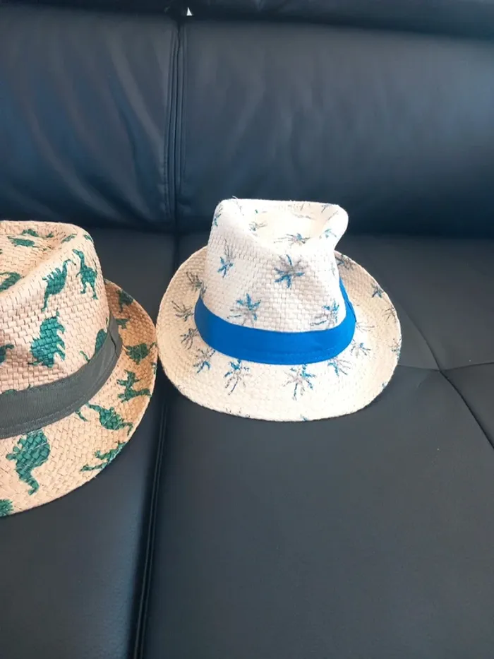 Lot chapeau enfant taille 52-53-55-54 - photo numéro 2