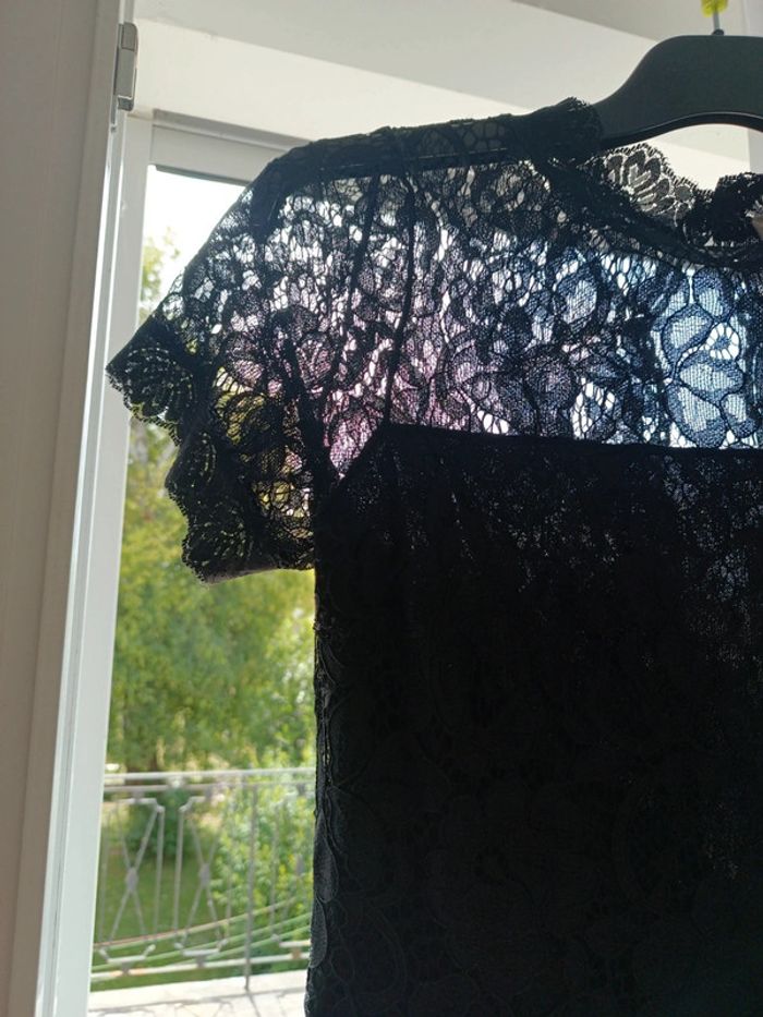 Belle robe dentelle - photo numéro 6