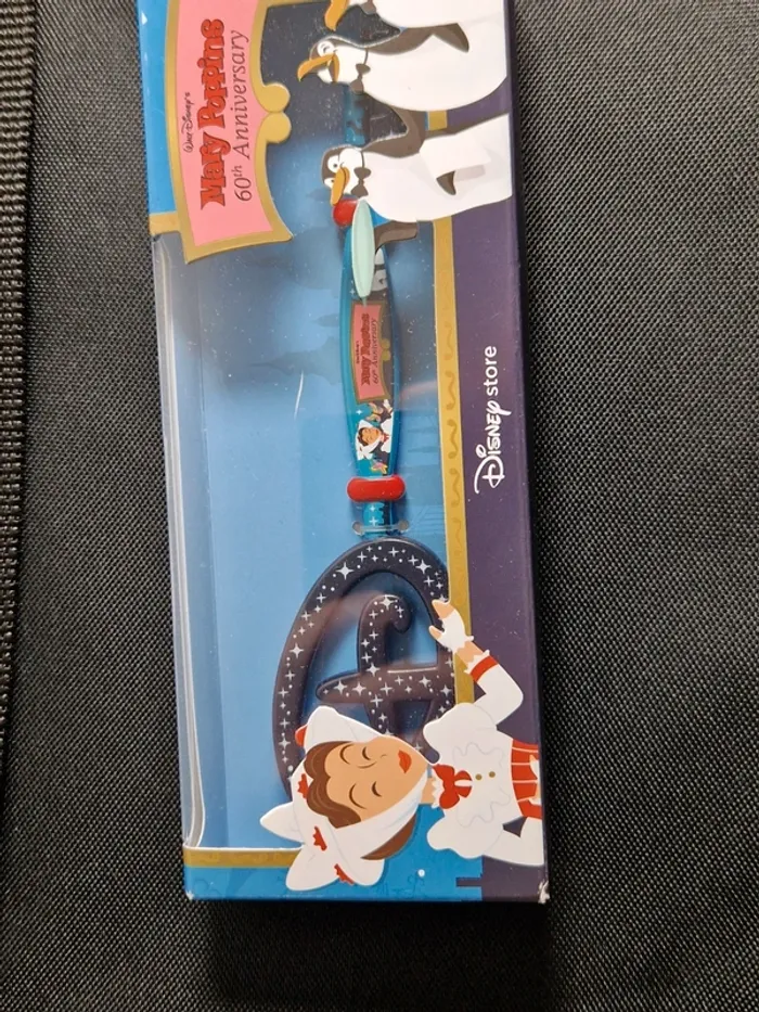 D262- Clé de la cérémonie d'ouverture du 60e anniversaire de Mary Poppins - Disney - photo numéro 2
