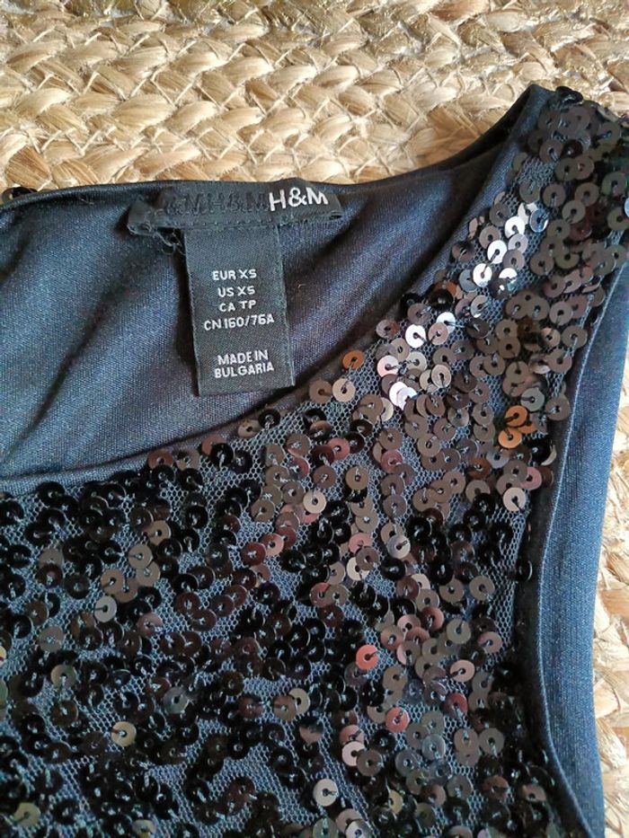 Jolie robe sequin xs h&m - photo numéro 4