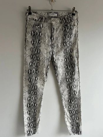 Pantalon python