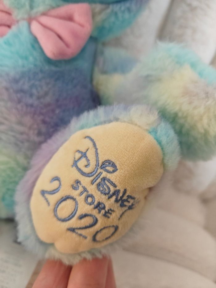 Peluche Stitch version Lapin de Pâques 2020 Disney Store - photo numéro 2