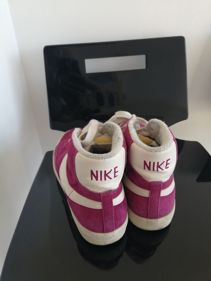 Nike vintage taille 38 - photo numéro 3