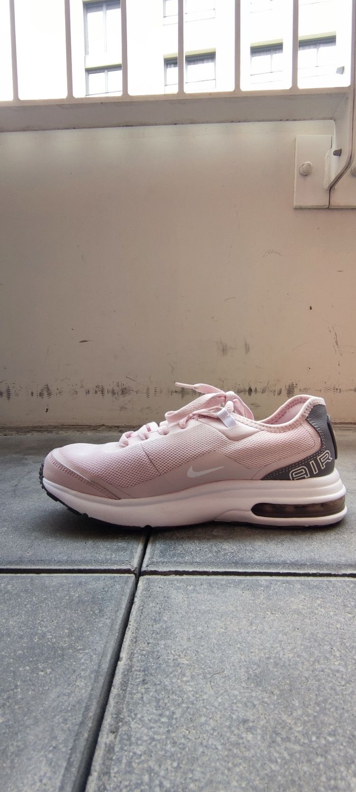Chaussures de sport Nike - photo numéro 2