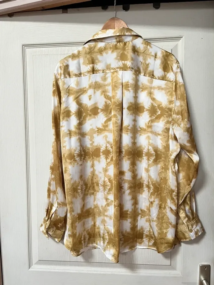 Belle chemise Tie-Dye, aspect soyeux, très bon État /40/44 - photo numéro 6