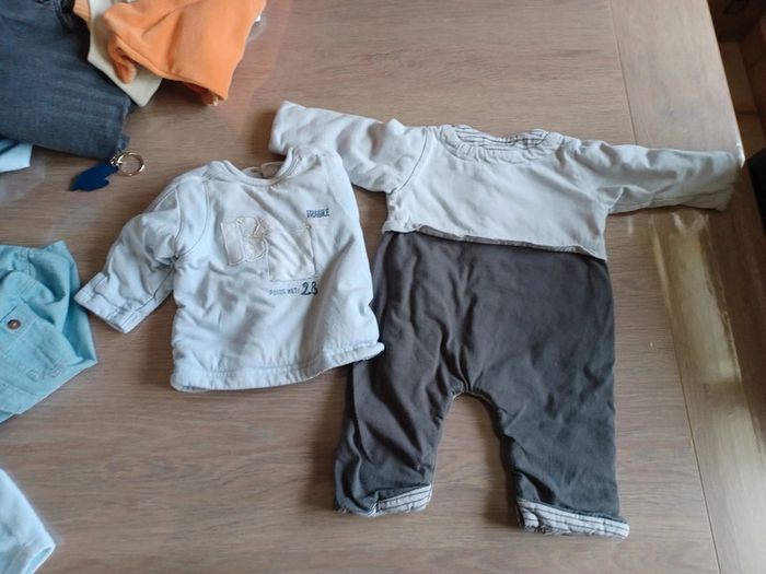 Lot combinaison et gilet 3 mois - photo numéro 2