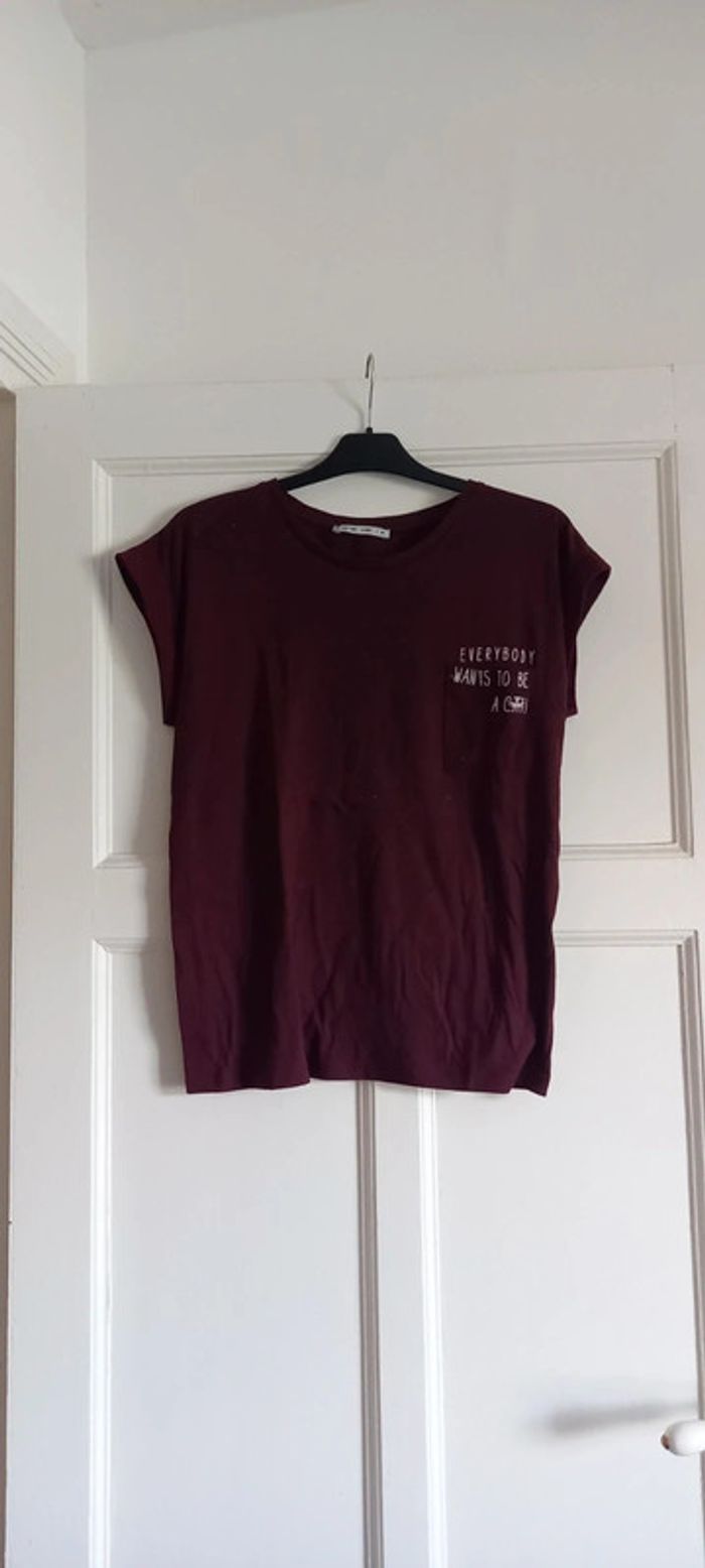 T-shirt bordeaux gémo 38 inscription everybody wants to be a cat