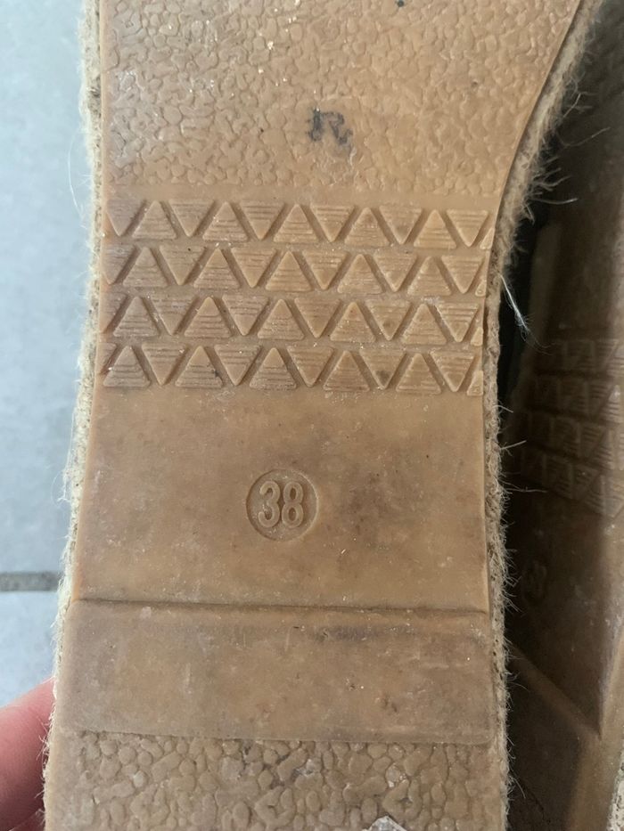 Escpadrilles noir effet daim taille 38 - photo numéro 4