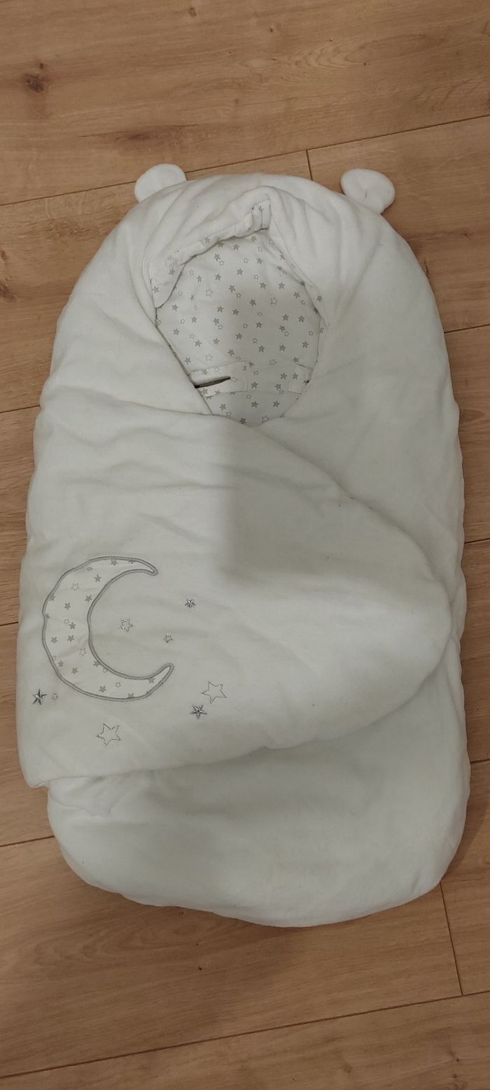 Porte bébé - photo numéro 2