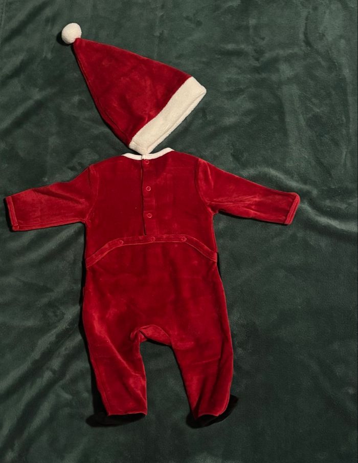 Pyjama pere Noël 3 mois - photo numéro 2