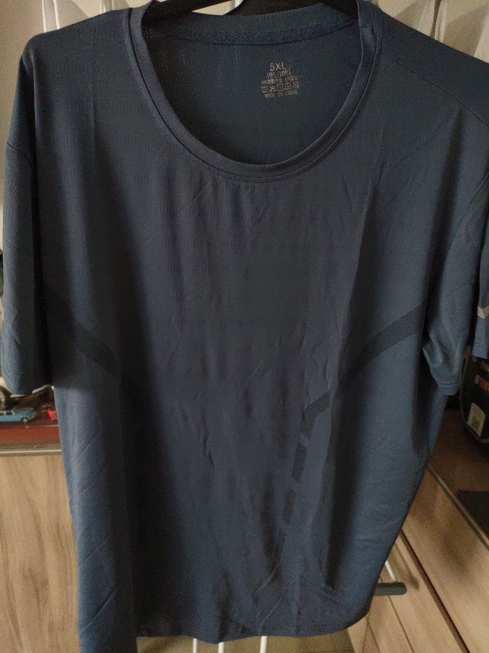 Tee shirt x 4   5 xl neuf - photo numéro 3
