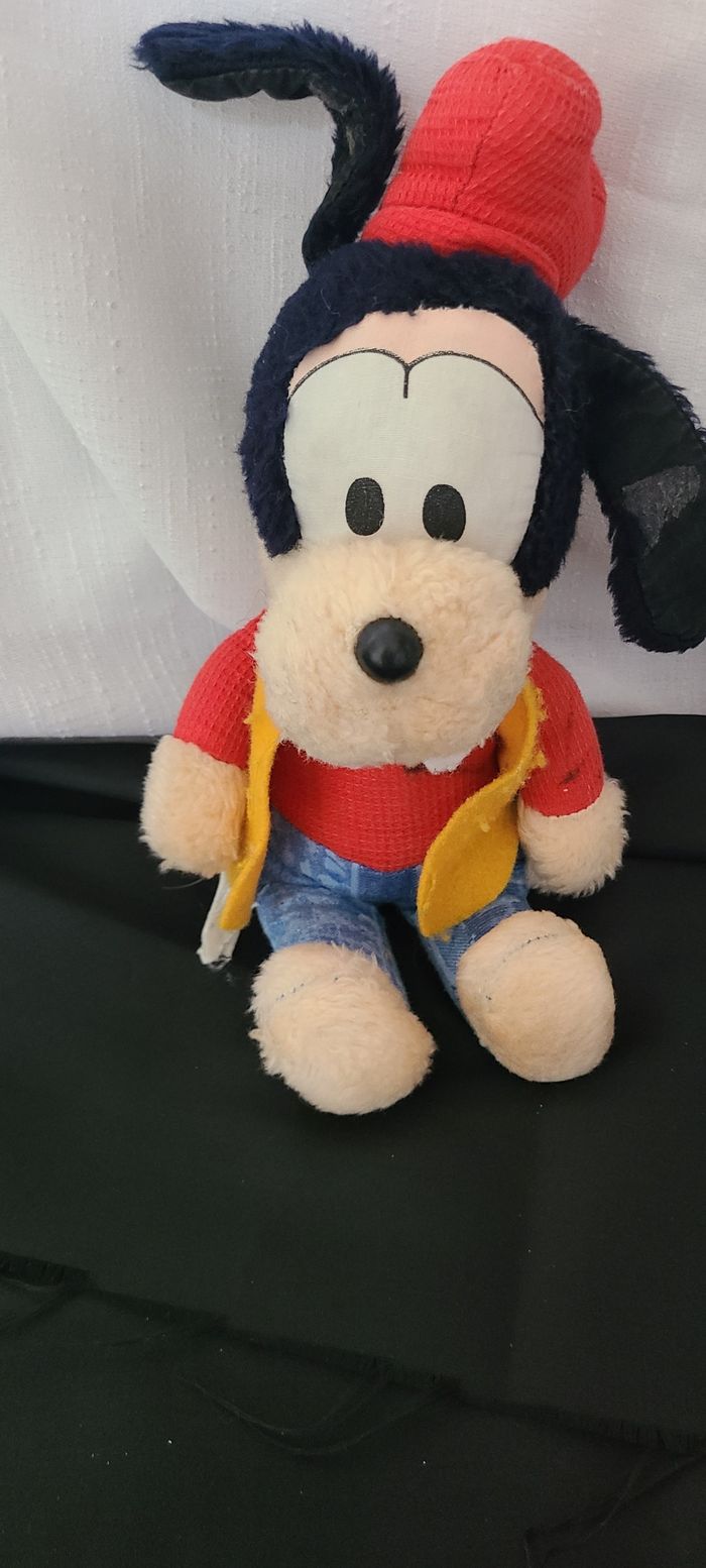 peluche années 80 loufoque rare vintage gilet jaune & chemise et jeans rouges ! Disney Plushy