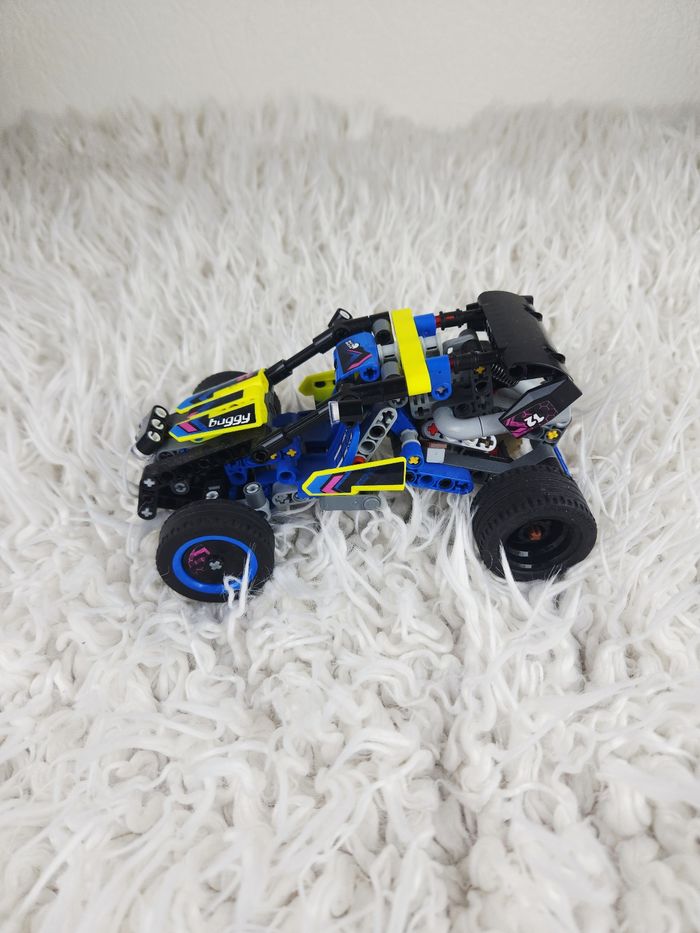 Le buggy tout terrain de courses Lego n ° 42164 🎅 - photo numéro 5