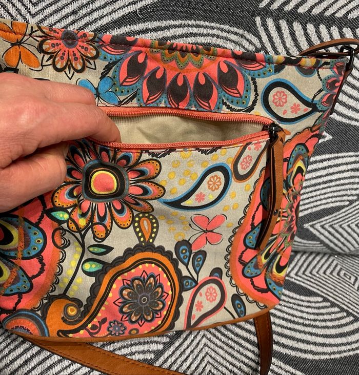 Sac Bandoulière textile et imitation Cuir Artisanale acheté en Guadeloupe - photo numéro 3