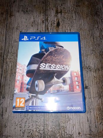 Session skate Sim Jeu PS5 comme neuf VF sony (Boîte PS4)