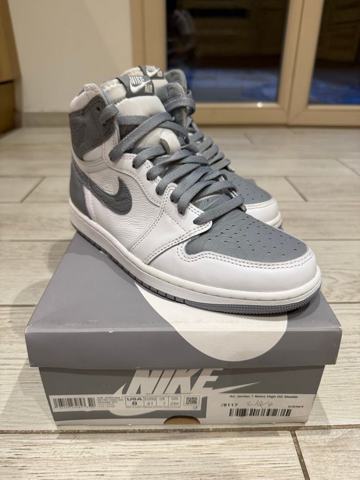 Air Jordan 1  retro high OG  Stealth - photo numéro 2