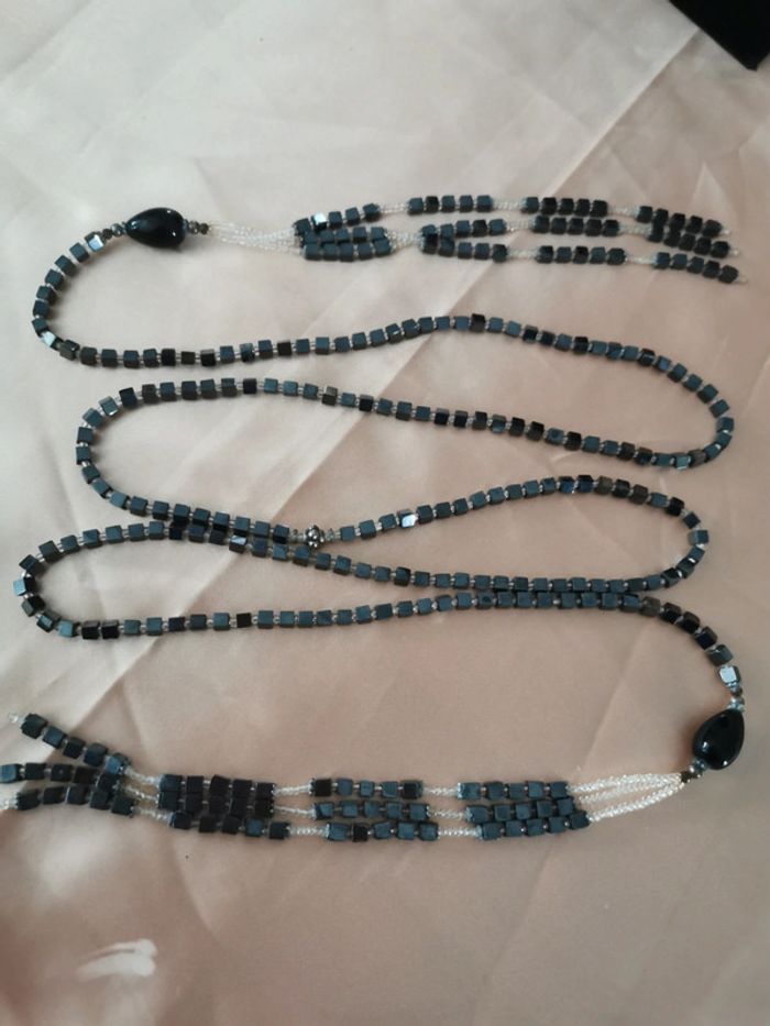 Collier Noir. Blanc - photo numéro 5