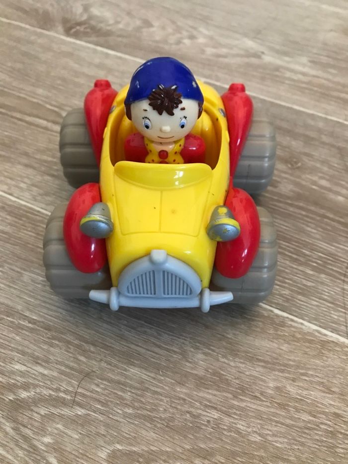 Voiture - photo numéro 1