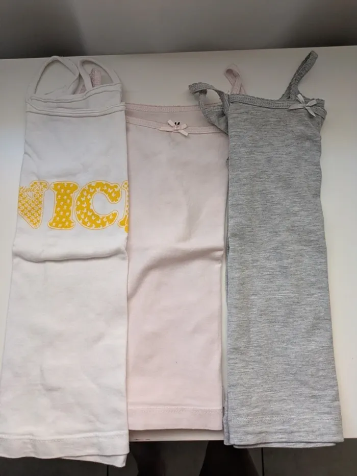 Lot tricots de corps