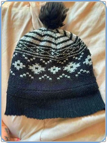 Bonnet a ponpon