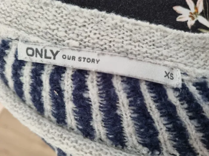 Pull gris géometrie - photo numéro 3